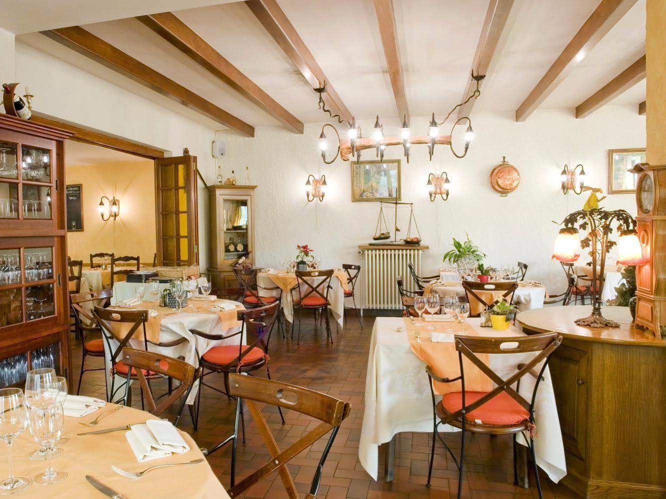Logis Hotel- Restaurant La Renaissance Baccarat Exterior foto